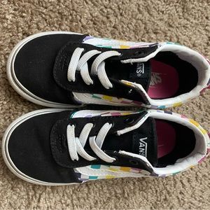 checkered vans toddler size 9